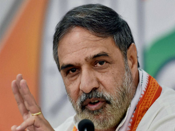Congress leader Anand Sharma attacked at JNU, student union blames ABVP Congress leader Anand Sharma attacked at JNU, student union blames ABVP