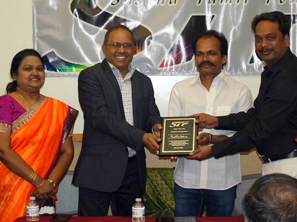 One India and Journalist Shankar felicitated by an American Tamil Organization One India and Journalist Shankar felicitated by an American Tamil Organization