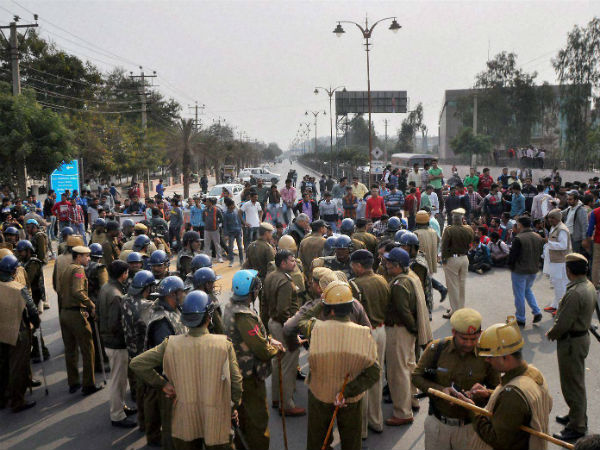 Haryana Jat agitation death toll rises to 30 Haryana Jat agitation death toll rises to 30