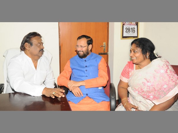 Javadekar meets Vijayakanth Javadekar meets Vijayakanth