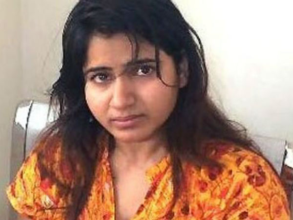 Actress Swathi Reddy attacked by mother in police station Actress Swathi Reddy attacked by mother in police station