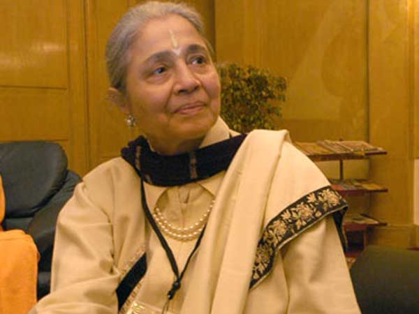 இந்து ஜெயின்