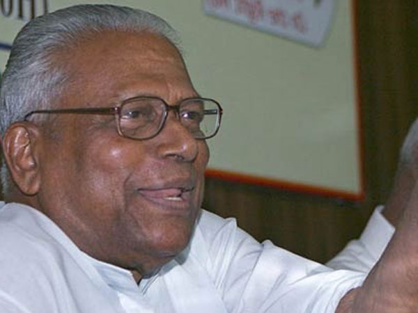  கேரளாவில் ஆட்சியை இழக்கிறது காங்; மீண்டும் இடதுசாரிகள் அரசு... இந்தியா டிவி சர்வே