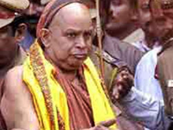 Auditor attck case Sri Jayendra Saraswath to apper on court Auditor attck case Sri Jayendra Saraswath to apper on court