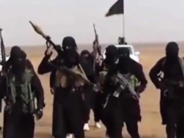 ISIS crucifies Indian priest on Good Friday ISIS crucifies Indian priest on Good Friday