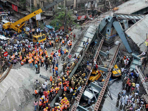 Flyover collapse: Kolkata police rush to Hyderabad Flyover collapse: Kolkata police rush to Hyderabad