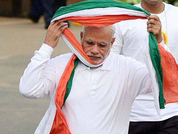 Delhi Court to hear complaint against PM Modi for insulting national flag on May 9 Delhi Court to hear complaint against PM Modi for insulting national flag on May 9