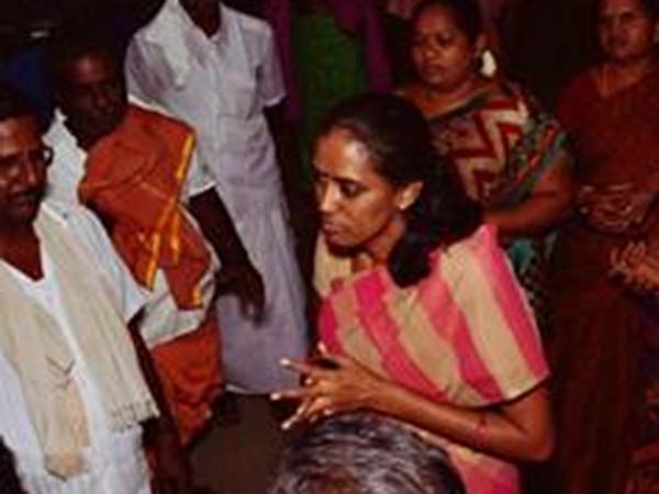 சுயேட்சையாக நின்று வென்றாலும் காங்கிரஸில் தொடர்ந்து நீடிப்பீர்களா?