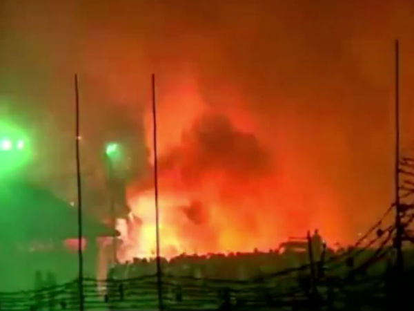 கேரளா கோவில் தீ விபத்தின் நெஞ்சை உருக்கும் காட்சிகள் - வீடியோ