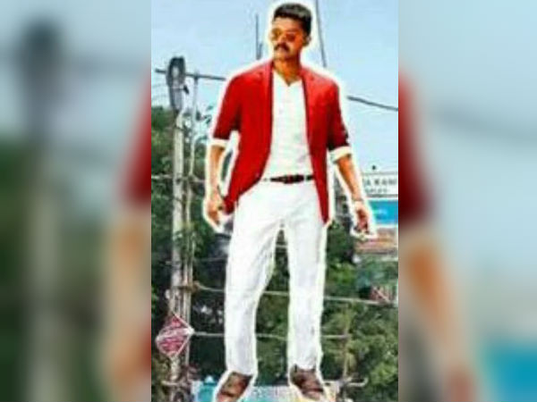 Police vehicle damaged in Vijay's 140feet cutout Police vehicle damaged in Vijay's 140feet cutout