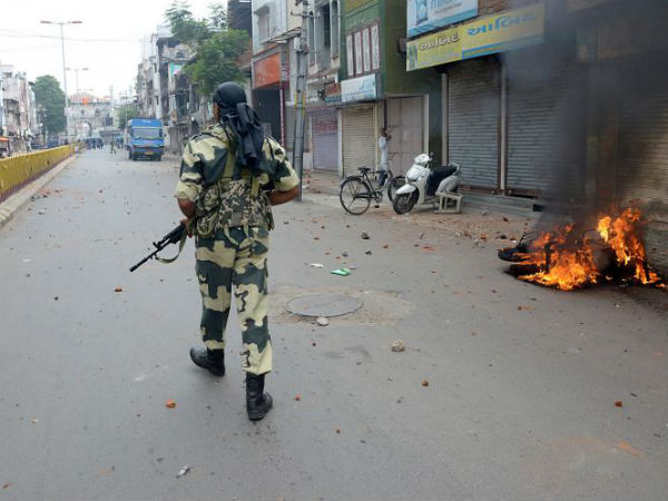 குஜராத் வன்முறை...