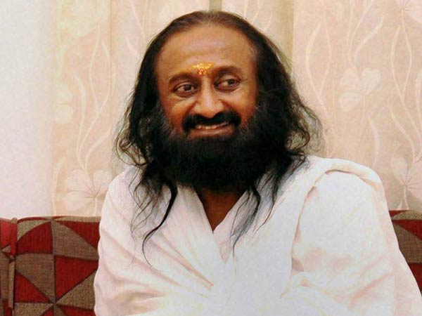 Sri Sri Ravi Shankar Sent Peace Message To ISIS,Received Photo Of Beheaded Man Sri Sri Ravi Shankar Sent Peace Message To ISIS,Received Photo Of Beheaded Man