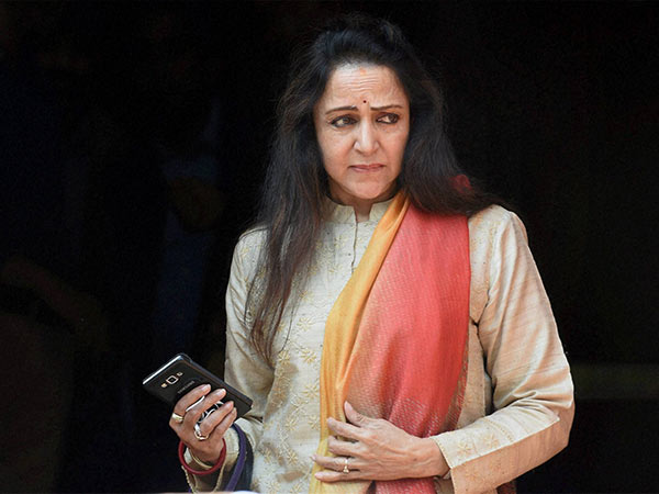Hema Malini got Rs 70 crore land for Rs 1.75 lakh, reveals RTI query Hema Malini got Rs 70 crore land for Rs 1.75 lakh, reveals RTI query