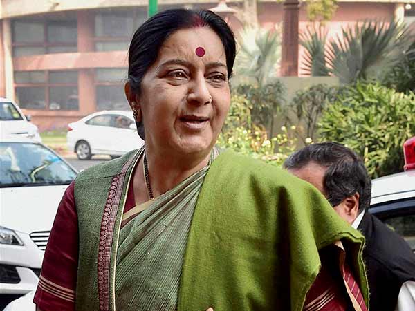 Sushma Swaraj admitted in AIIMS after complaints of chest pain Sushma Swaraj admitted in AIIMS after complaints of chest pain