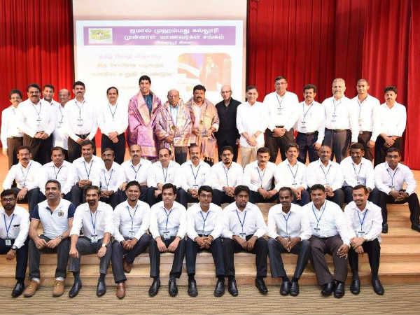 Neeya Naana Gopinath's Manathil Uruthi Vendum programme in Singapore Neeya Naana Gopinath's Manathil Uruthi Vendum programme in Singapore