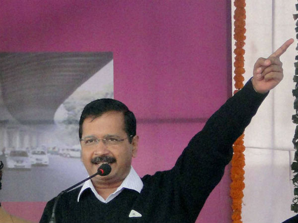 Modi does not have courage to arrest Sonia : Kejriwal Modi does not have courage to arrest Sonia : Kejriwal