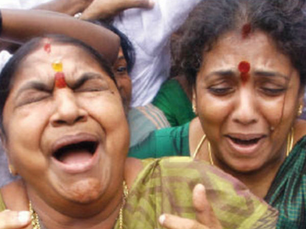 Valarmathi and Gokula Indira trailing of DMK candidates Valarmathi and Gokula Indira trailing of DMK candidates