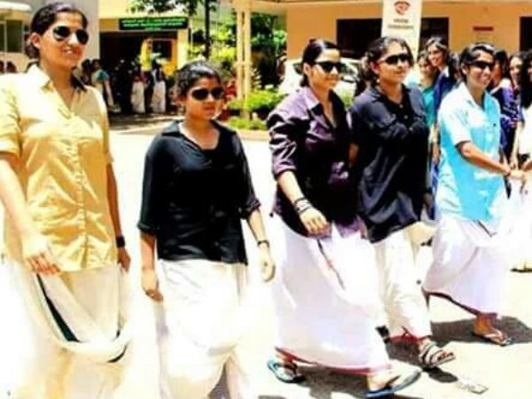 லுங்கி கேர்ள்ஸ்...  சமூக வலைத்தளங்களில் வைரல் ஆன போட்டோ... எது உண்மை