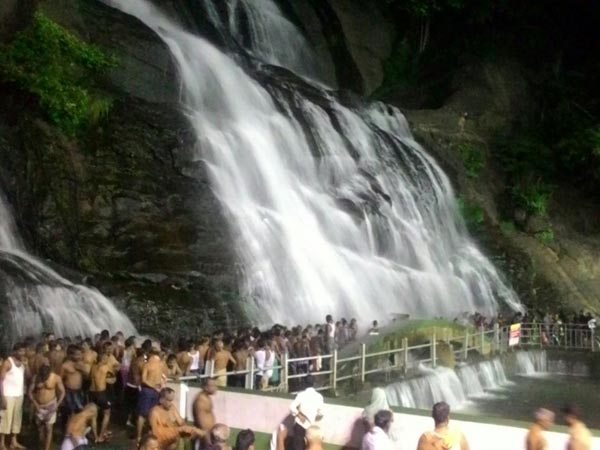 Ban removed to take bath in Courtallam falls Ban removed to take bath in Courtallam falls