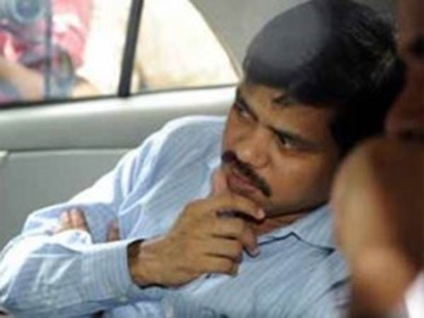 மனைவி புகார் மனு