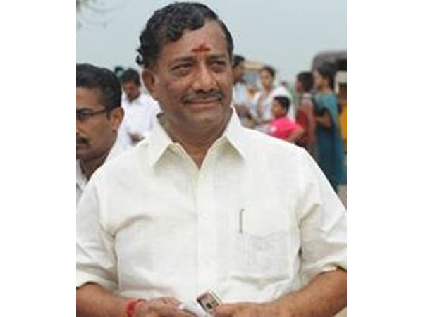 Special Public Prosecutor withdraws from OPS brother Raja case Special Public Prosecutor withdraws from OPS brother Raja case