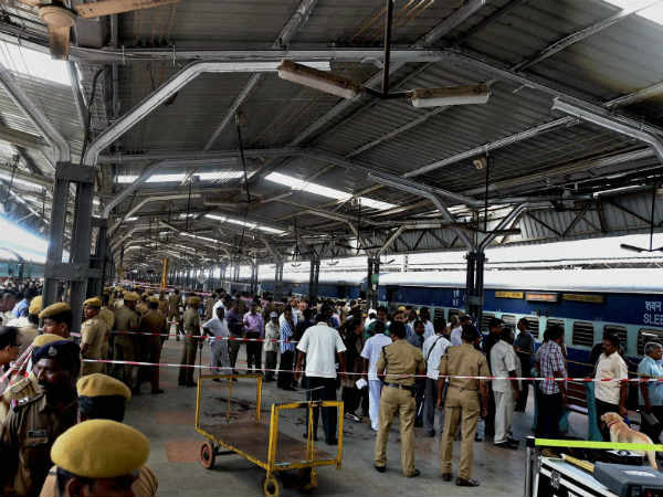 அடக்குமுறைக்கு எதிர்ப்பு...