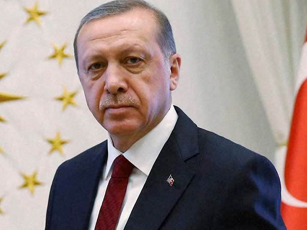 Turkish President Erdogan appeared among a crowd of supporters at Istanbul's main airport Turkish President Erdogan appeared among a crowd of supporters at Istanbul's main airport