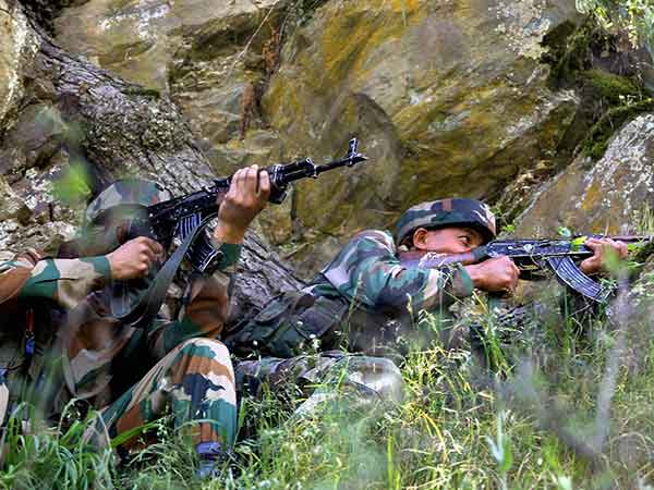 Army Chief tells troops to maintain maximum restraint in Valley Army Chief tells troops to maintain maximum restraint in Valley