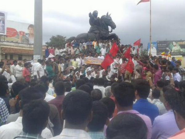 வடகர்நாடகாவில் போராட்டம்