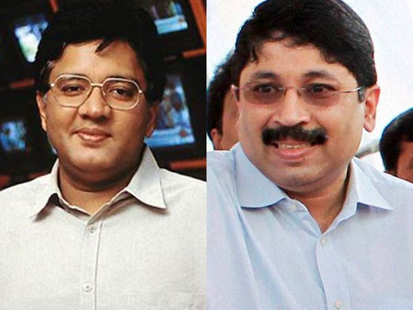 CBI seeks issue of arrest warrant against Malaysian accused in Aircel-Maxis case CBI seeks issue of arrest warrant against Malaysian accused in Aircel-Maxis case