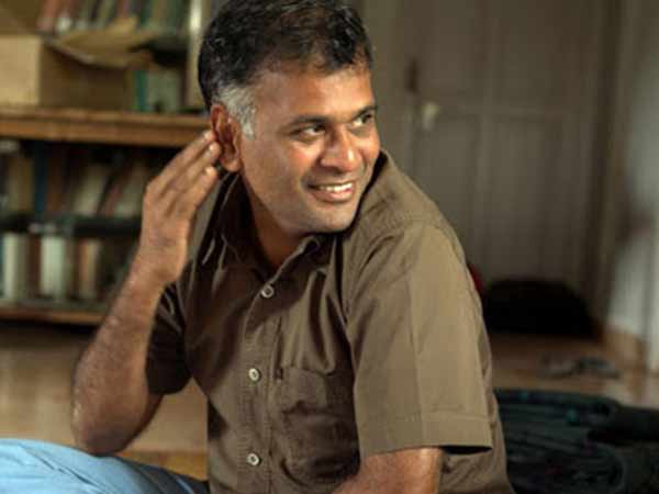 நக்சலைட் போலத்தான்...