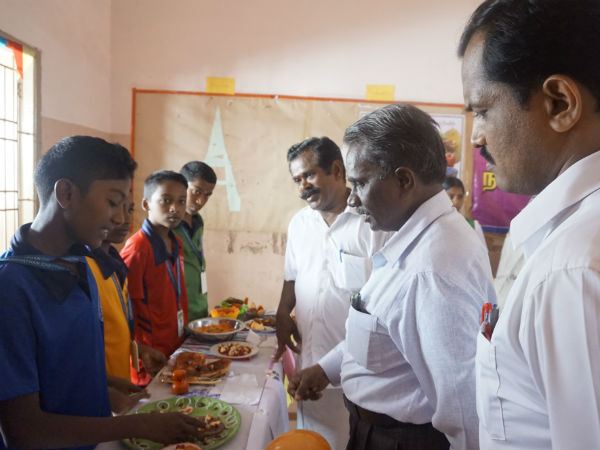 Food festival held in Karaikudi school Food festival held in Karaikudi school