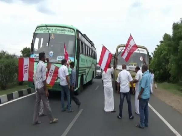 IJK protest against pachamuthu arrest IJK protest against pachamuthu arrest