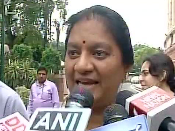 I will ll face the problems says Sasikala Pushpa MP I will ll face the problems says Sasikala Pushpa MP