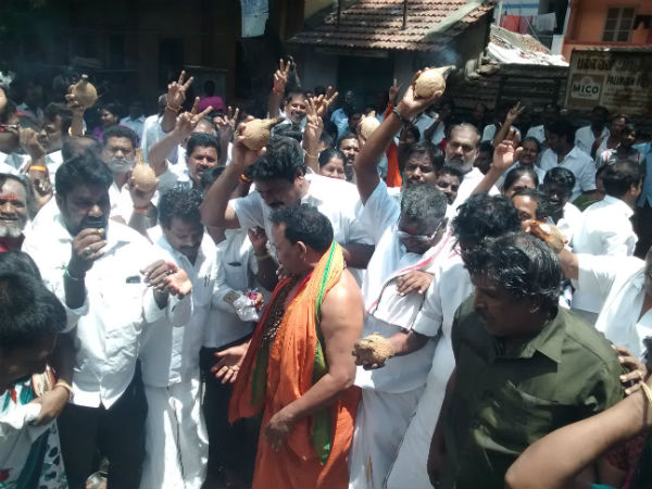 ADMK Cadres excites for recovering their Amma ADMK Cadres excites for recovering their Amma