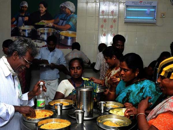 Amma canteens Mismanagement cost Tamil Nadu Rs 5.69 crore: CAG Amma canteens Mismanagement cost Tamil Nadu Rs 5.69 crore: CAG