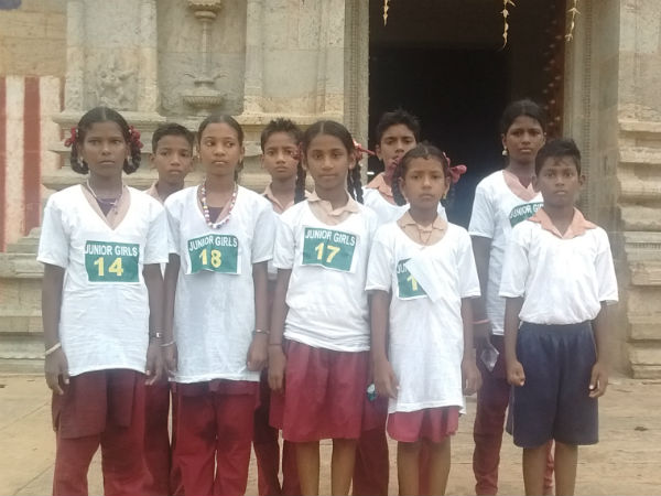 Chairman Manickavasagam school students honoured Chairman Manickavasagam school students honoured