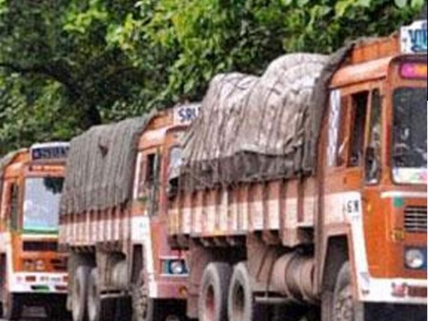 tamilnadu lorry's do not run till 27th - Lorry owners tamilnadu lorry's do not run till 27th - Lorry owners