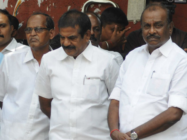 Jayalalaithaa orders ministers to go back to their works Jayalalaithaa orders ministers to go back to their works