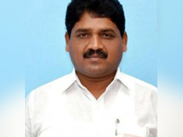 DMK MLA K.P.P. Samy attacked by his brothers DMK MLA K.P.P. Samy attacked by his brothers