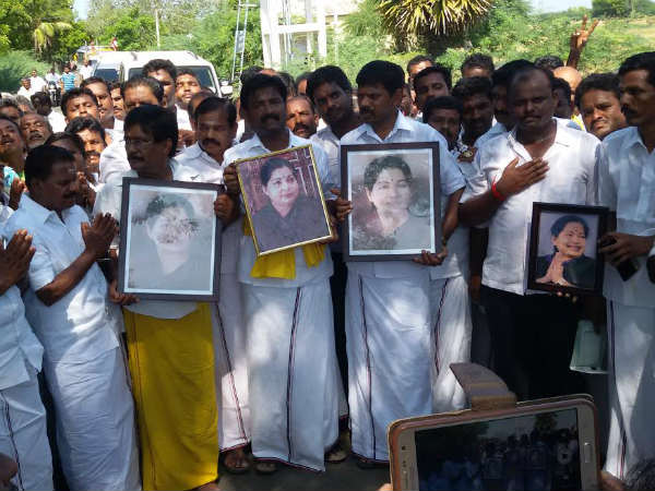 நத்தம் விஸ்வநாதன் விளக்கு பூஜை