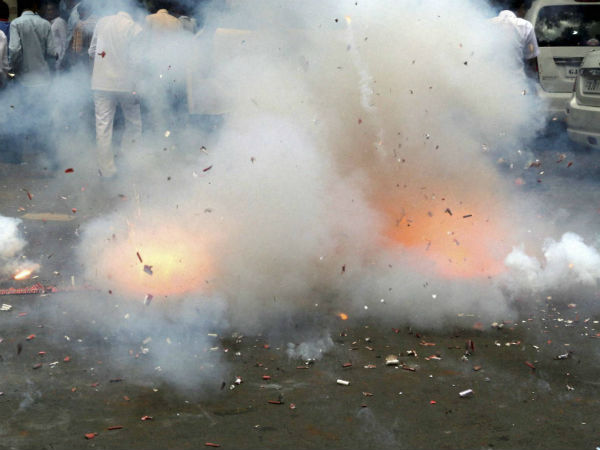 Air, noise pollution high in Deepavali Air, noise pollution high in Deepavali