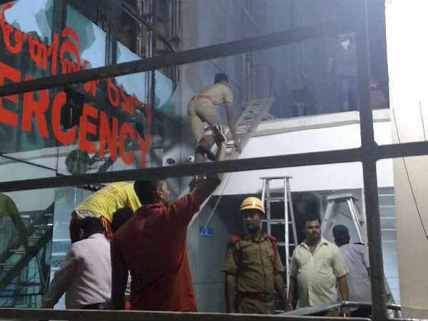 22 killed as fire breaks out at Odisha hospital 22 killed as fire breaks out at Odisha hospital