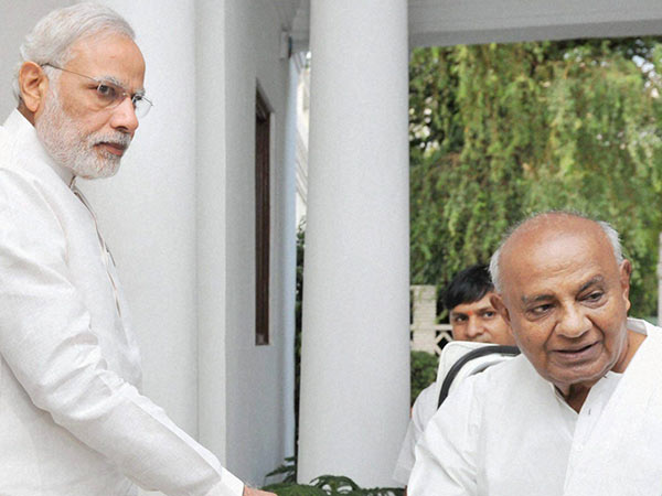 Deve Gowda threats PM Modi on Cauvery? Deve Gowda threats PM Modi on Cauvery?