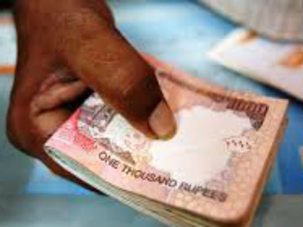 Tanjore Election: Police starts vehicle checking Tanjore Election: Police starts vehicle checking