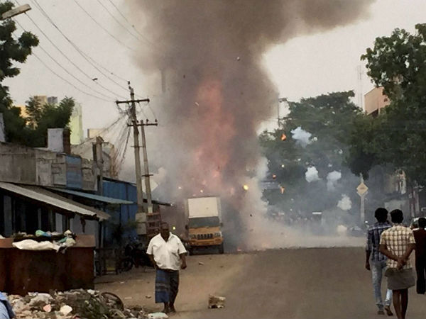 Scan center doctor dies cracker shop fire accident in Sivakasi Scan center doctor dies cracker shop fire accident in Sivakasi