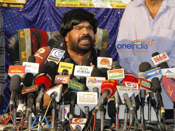 T.Rajendar Accused on central government issue of banned 500, 1000 rupees notes T.Rajendar Accused on central government issue of banned 500, 1000 rupees notes