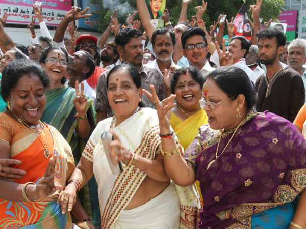 ADMK celebrates its leading ADMK celebrates its leading