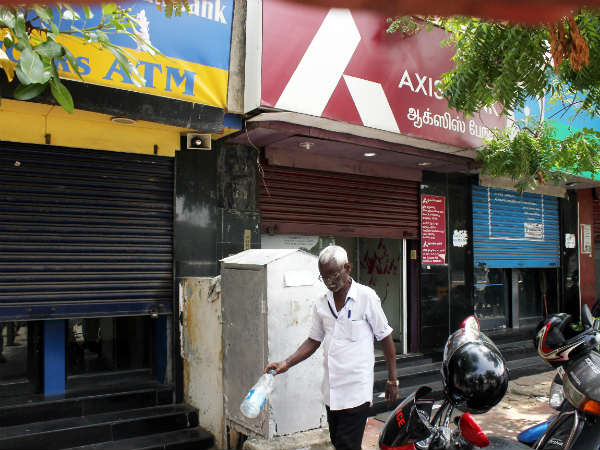 ATMs shut- anger customers across India ATMs shut- anger customers across India