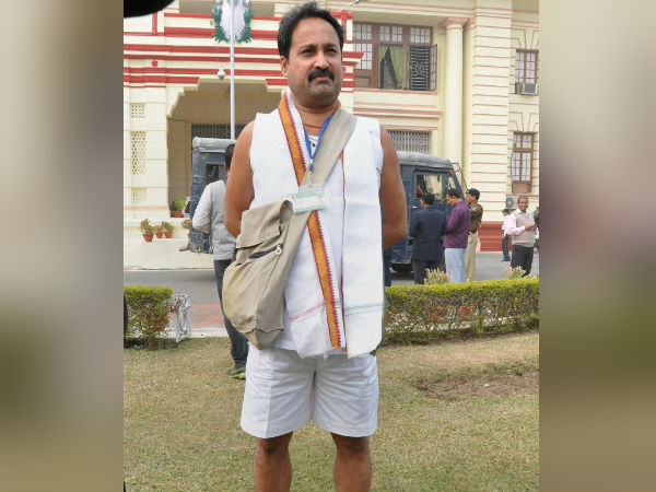 BJP MLA from Bihar stuns the assembly in vest BJP MLA from Bihar stuns the assembly in vest